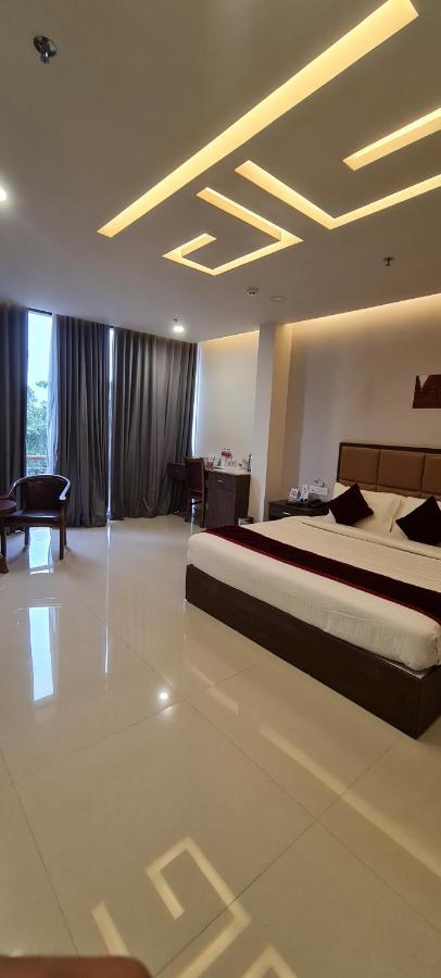 Pearl Palace Attingal Exterior foto
